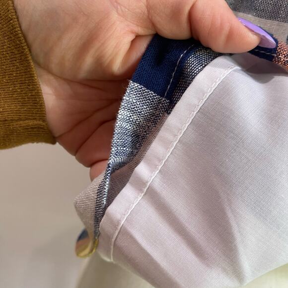 English Factory Short Sleeve Ruffled Cold Shoulder Plaid Top Size XS - Picture 8 of 11